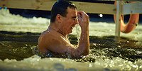 С нами крестная сила!