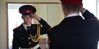 Этот мундир нужно заслужить
