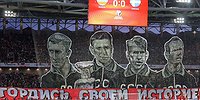 «Знаешь, чего вам не хватает? Песен!»