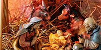 Мир в яслях переворачивается