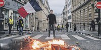 Кто возьмет жилетов пачку