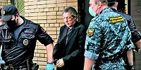В колонии ждут Ефремова,  у которого «денег до фига»