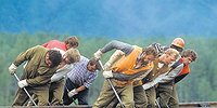 Рельсы бы делать из этих людей