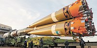 СОЙДЕТ ЛИ РОССИЯ С ОРБИТЫ?